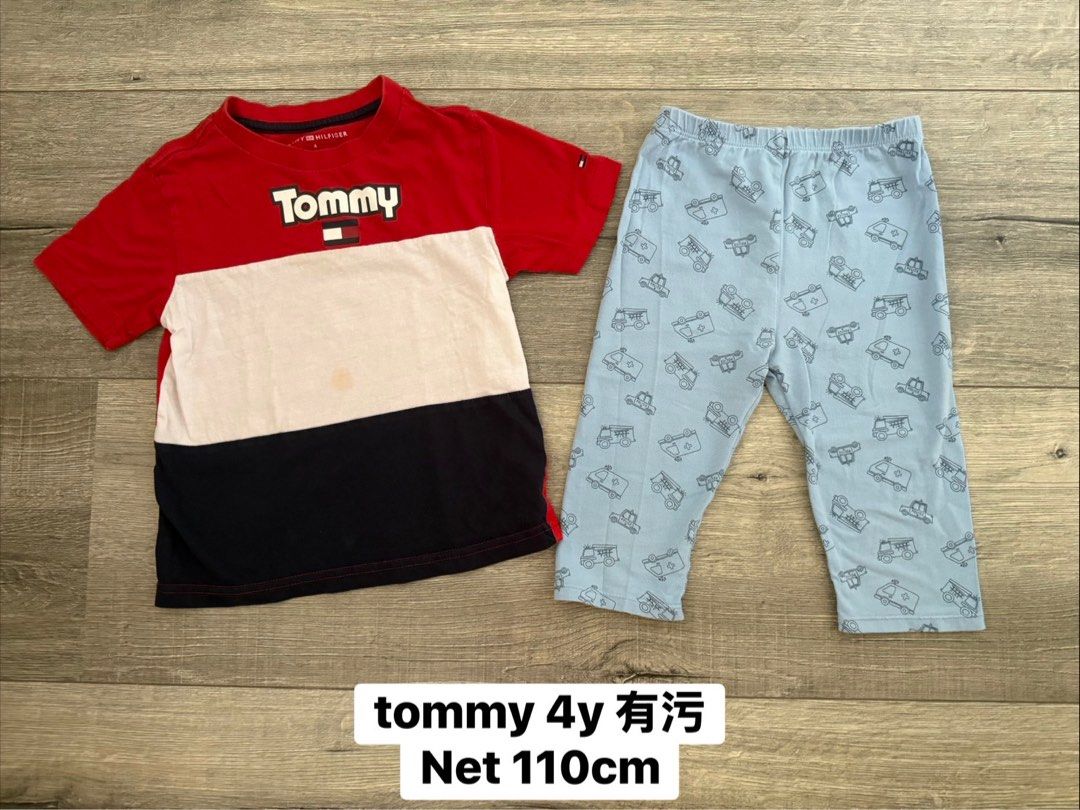 由 Qh516zc (刊登 ID 1379008251，圖片 2) 提交，位於 高雄市 (Kaohsiung) 的 男寶 Tommy 4y短色上衣T 有污 + Net 110cm 棉質短褲 (類別：嬰兒及兒童流行時尚)，說明：喜歡可以直接下單，馬上出貨喔🚚 照片都是實拍無濾鏡無修圖 衣況如圖～～不再細拍喔🥺 可以接受再下單沒關係(*ˊᗜˋ*) 謝謝❤️❤️。