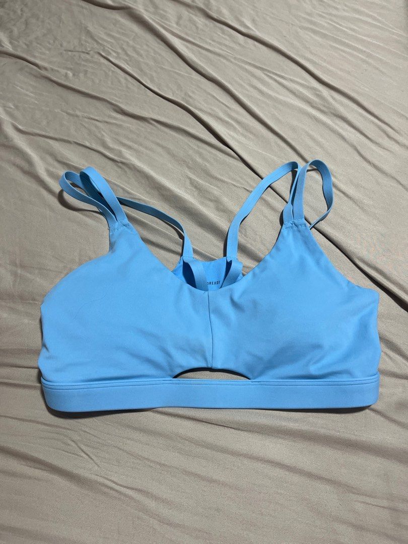 [Only one on Carousell] Adidas Light Support Sports Bra - Blue - A/M Badminton Yoga Pickleball Pilates Running Sport (Category: Activewear) located in Singapore. Submitted by blazerunner (Listing ID 1379088454, Image 1). Description: Function 10/10, cosmetic 10/10 Suitable for S-M (too tight for me) Final sale non nego tracked mailing $3, pick up 550551 Adidas light support sports bra in a beautiful light blue color. Features a stylish design wit