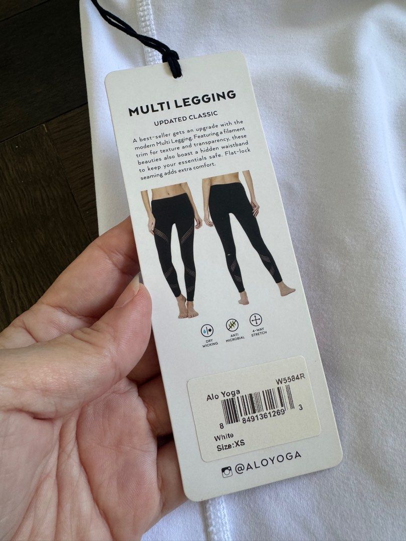 Alo Yoga Multi Legging Updated Classic White XS (Category: Activewear) located in Singapore. Submitted by misstwentyone (Listing ID 1378980942, Image 3). Description: Alo Yoga Multi Legging Updated Classic White XS Add $3 for trackable mailing .