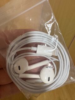 (Category: ) located in . Submitted by whatucomingfor (Listing ID 1379084705, Image 1). Description: .