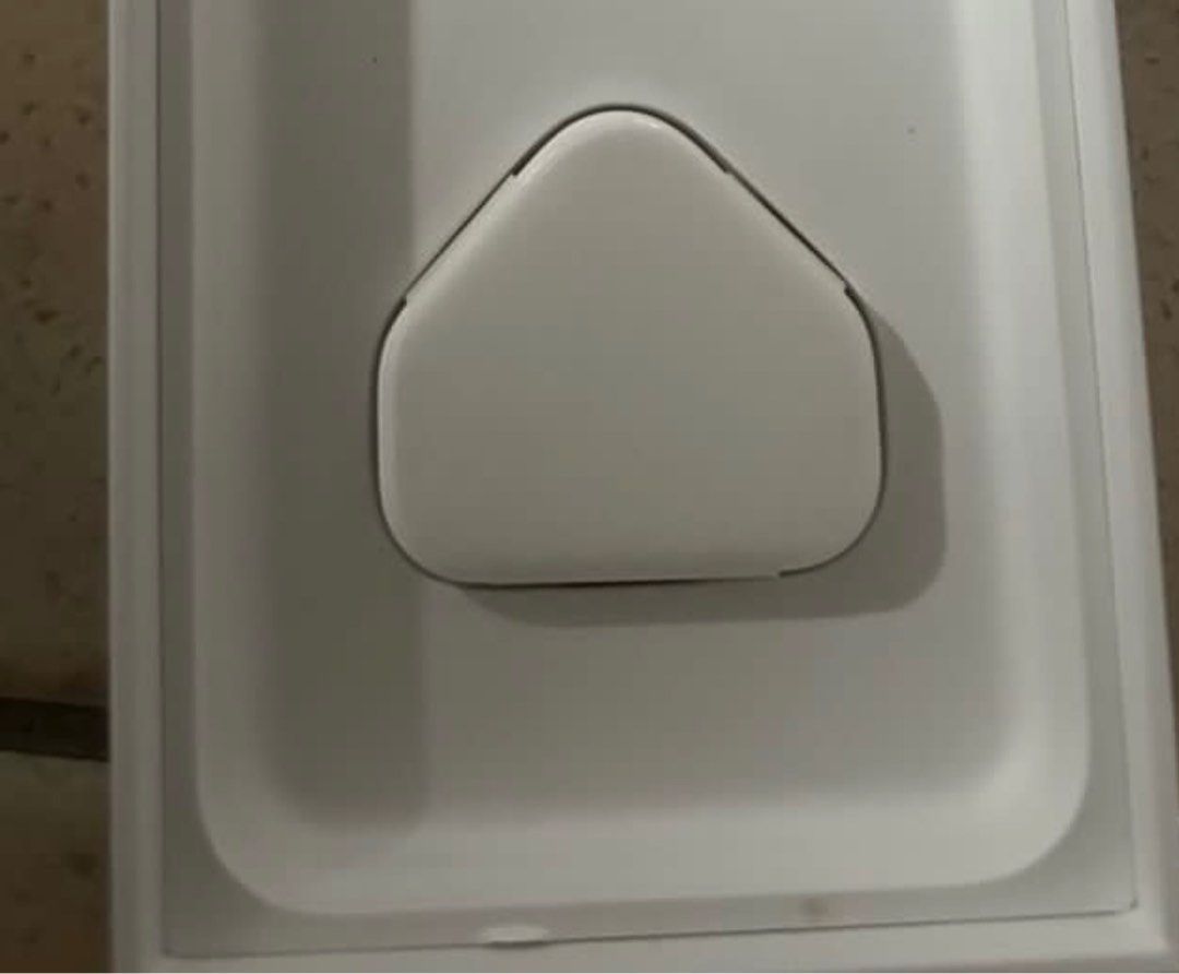 Apple USB USB Power Adapter63167066648578110