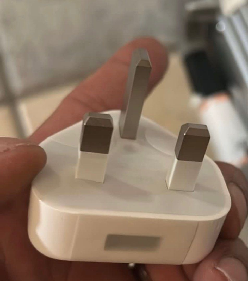 Apple USB USB Power Adapter63167066648578111