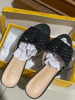 (Kategori: ) berada di . Dikirim oleh declutter_inggg (ID iklan 1378978178, Gambar 1). Deskripsi: .