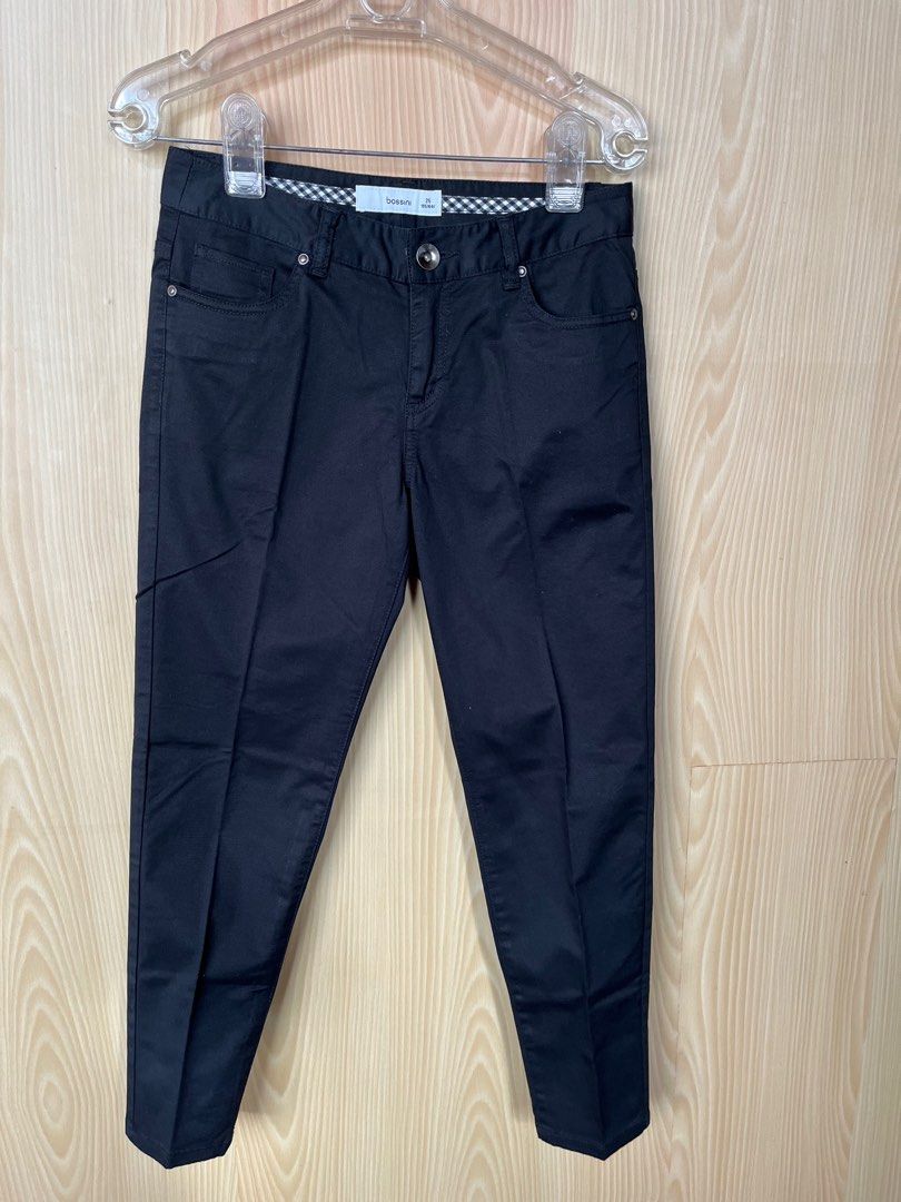 BOSSINI ankle pants (Category: Jeans) located in Pasig City. Submitted by gjoconcepcion (Listing ID 1379007411, Image 1). Description: What a steal for the price! Ang ganda nito in actual, promise. Marked as size 25.