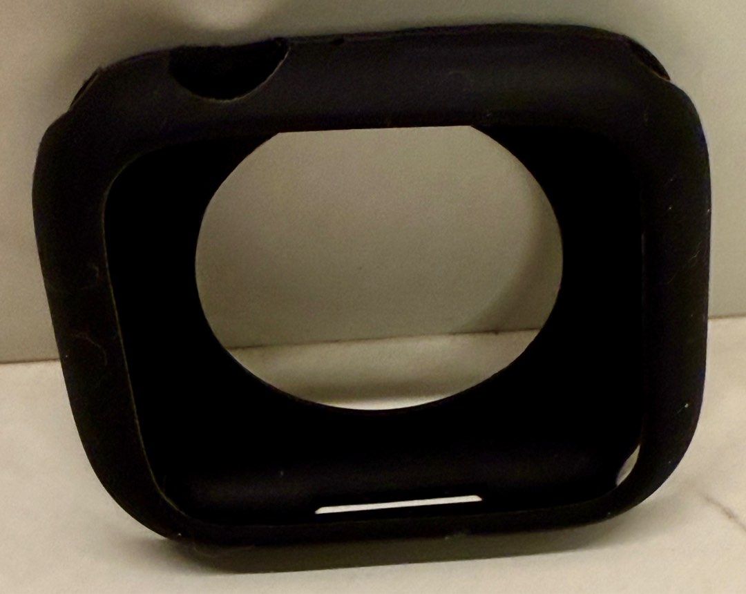 [Brand New] Apple Watch Series 7 & 8 (45mm) Soft Black Silicon Cover (Category: Other Mobile & Gadget Accessories) located in Singapore. Submitted by gary968 (Listing ID 1379109464, Image 3). Description: Brand new unused. It is soft touch kind which is very easy to put on and off..