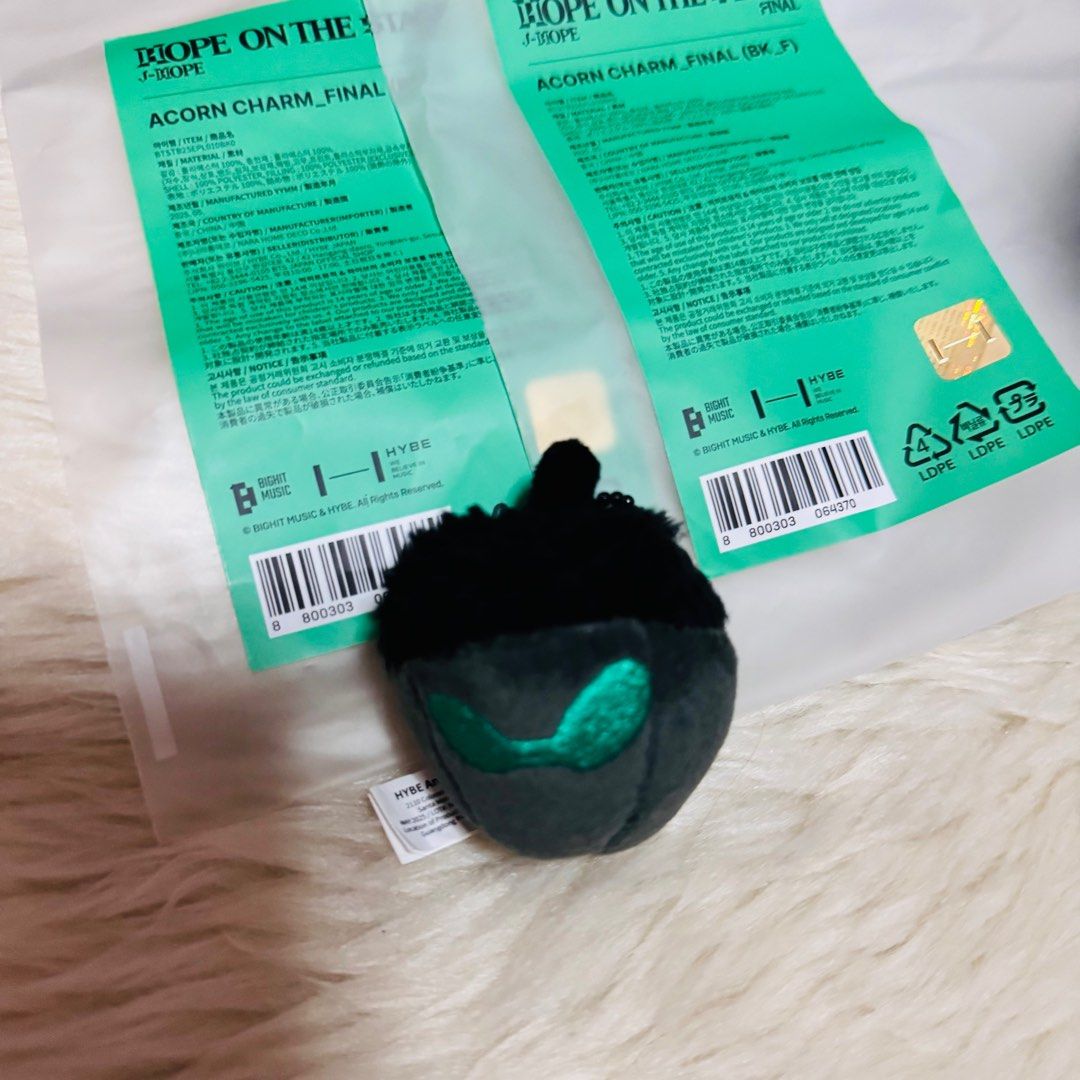 BTS HOPE ON THE STAGE FINAL acorn (Category: K-Wave Merchandise) located in Muntinlupa City. Submitted by btsmerchaddict (Listing ID 1379090445, Image 3). Description: ON HAND Brand new With jhope freebies.