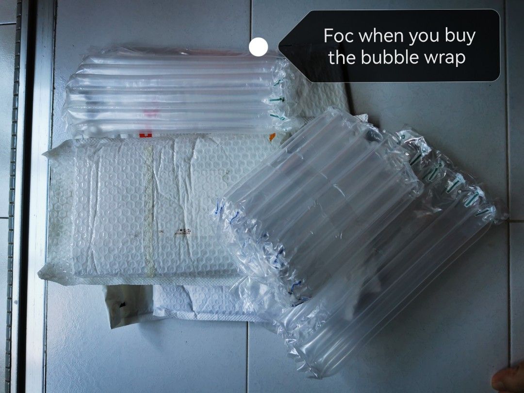 Bubble wrap (Category: Craft Supplies & Tools) located in Singapore. Submitted by meomeoloft (Listing ID 1378958745, Image 2). Description: Pre loved bubble wrap in good condition. All in different shapes and sizes. What you see is what you get. You will get some extra freebies in last pic. Collection only at my block in yishun at my convenience..
