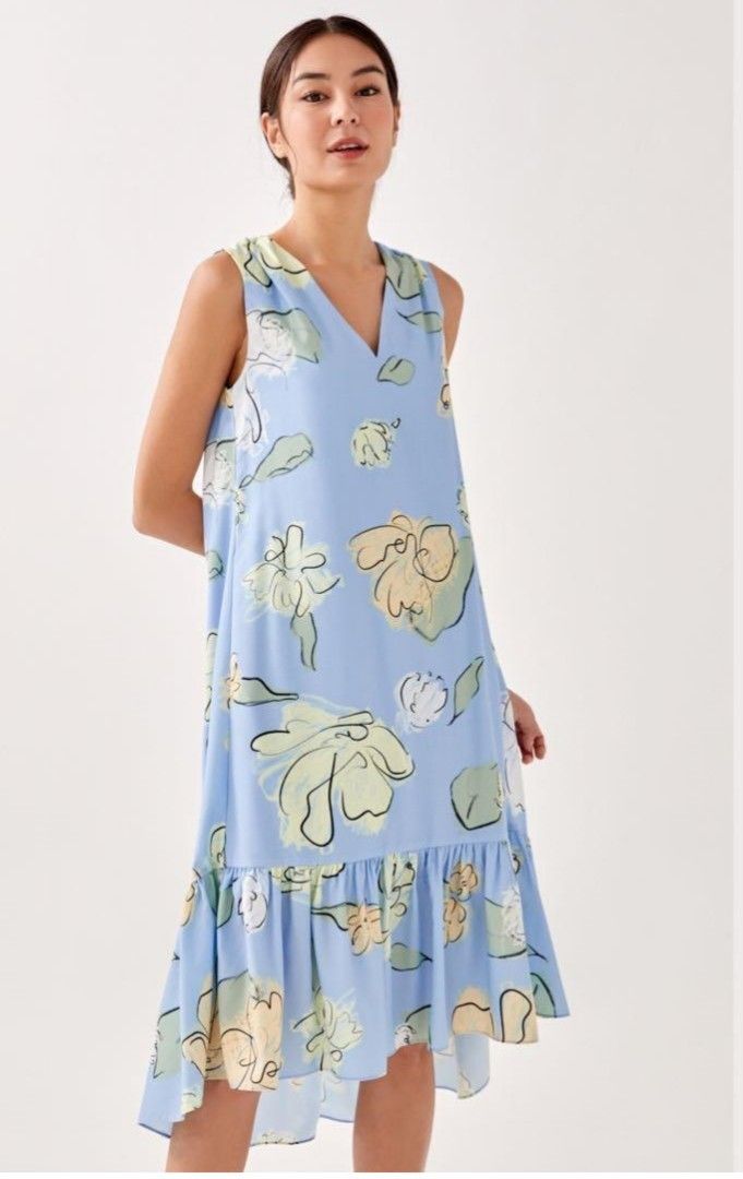 Buy 1 Free 1! BNWT! Love Bonito Rey floral unfolding dress (Category: Dresses) located in Singapore. Submitted by barang2shop (Listing ID 1379105570, Image 1). Description: > Price is FIXED with free Singpost tracked mail. > BNWT condition. > Please select another item / listing STRICTLY range from $7 to $9 as free item. No other proposals will be considered >Got the wrong size hence selling. > Pls see measurement in the last photo..
