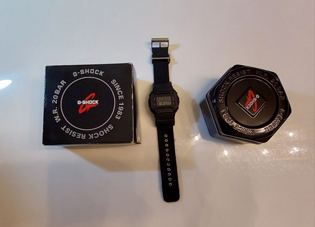 Casio G Shock DW 5600 (Category: Men's Watches) located in Quezon City. Submitted by roger.roger1 (Listing ID 1379074881, Image 3). Description: Unused with case, box, tag and manual de clutter.