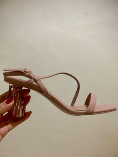 (Kategori: ) berada di . Dikirim oleh kalunastore (ID iklan 1379121838, Gambar 1). Deskripsi: .