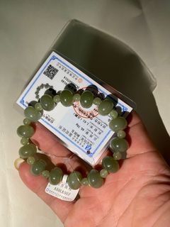 China, Xinjiang Province, Hetian jade, duck egg green ice base, abacus bracelet, one中國,新薑和田玉,鴨蛋青冰底,算盤子手串,一條64209179669379110