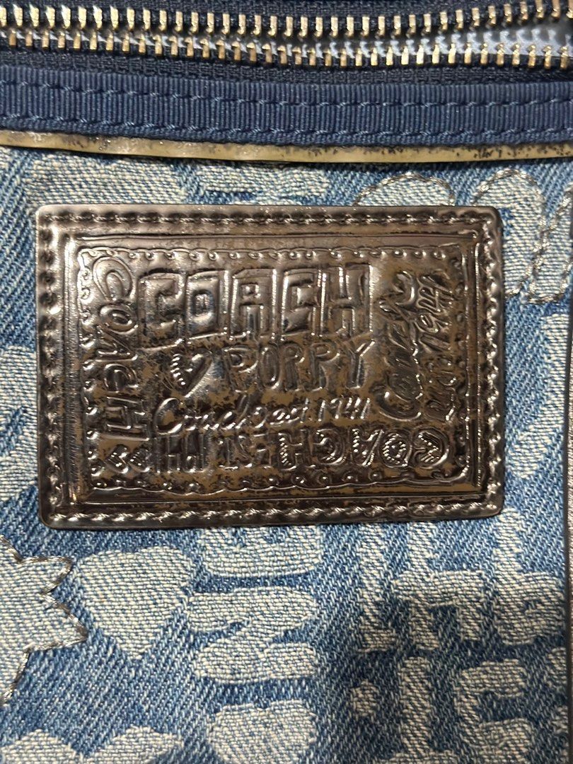 COACH POPPY DENIM BAG (Category: Luxury Bags & Wallets) located in Cainta. Submitted by margtu (Listing ID 1378981457, Image 2). Description: Original SN NO. A1176-16991.
