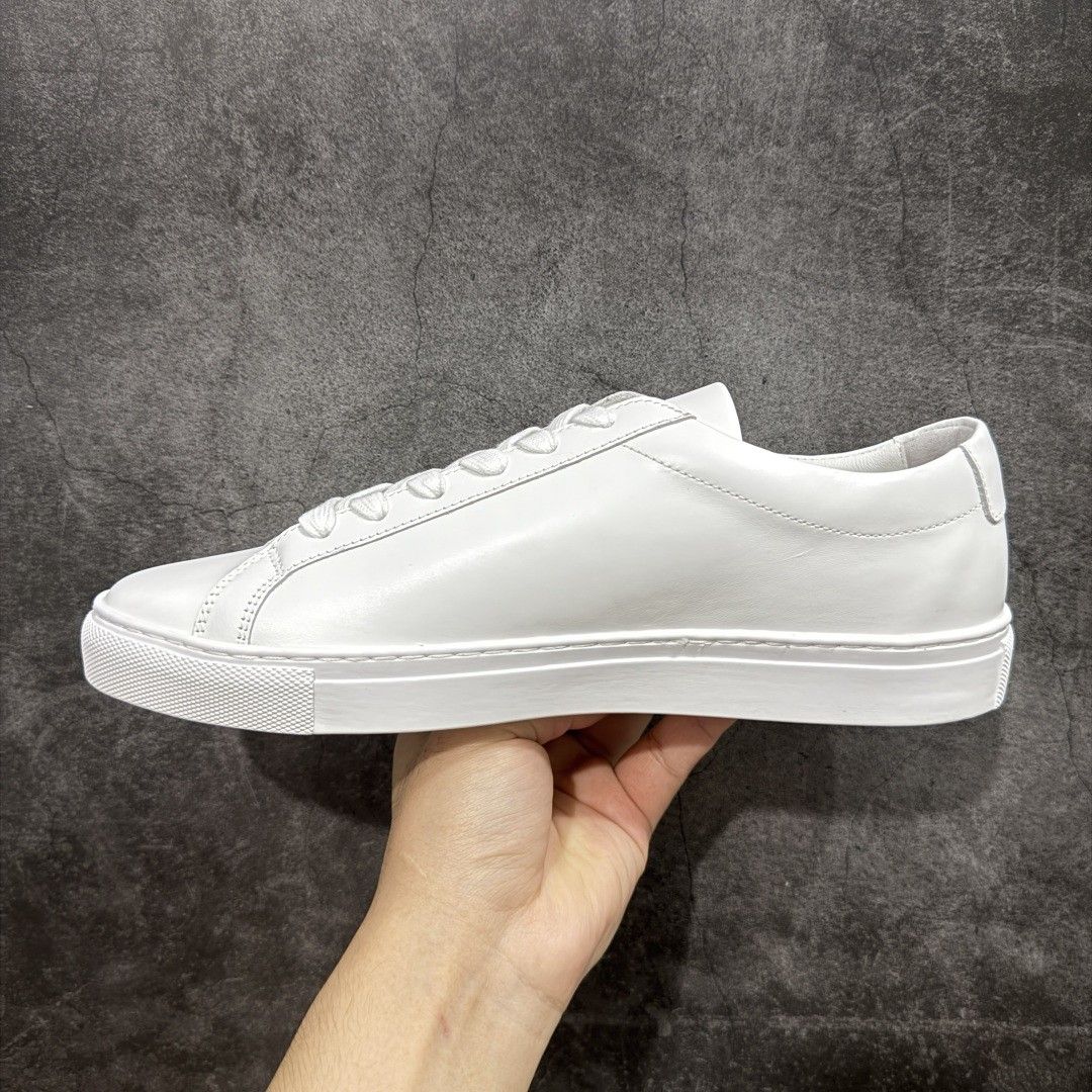Common Projects (Category: Sneakers) located in Kuala Lumpur. Submitted by khai.uasneakers (Listing ID 1379122391, Image 2). Description: Size: 40 - 44 (Euro) NO HALF SIZE Harga Termasuk Postage S53294472.