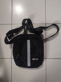 (Kategori: ) berada di . Dikirim oleh dewiramadhani (ID iklan 1378936177, Gambar 1). Deskripsi: .