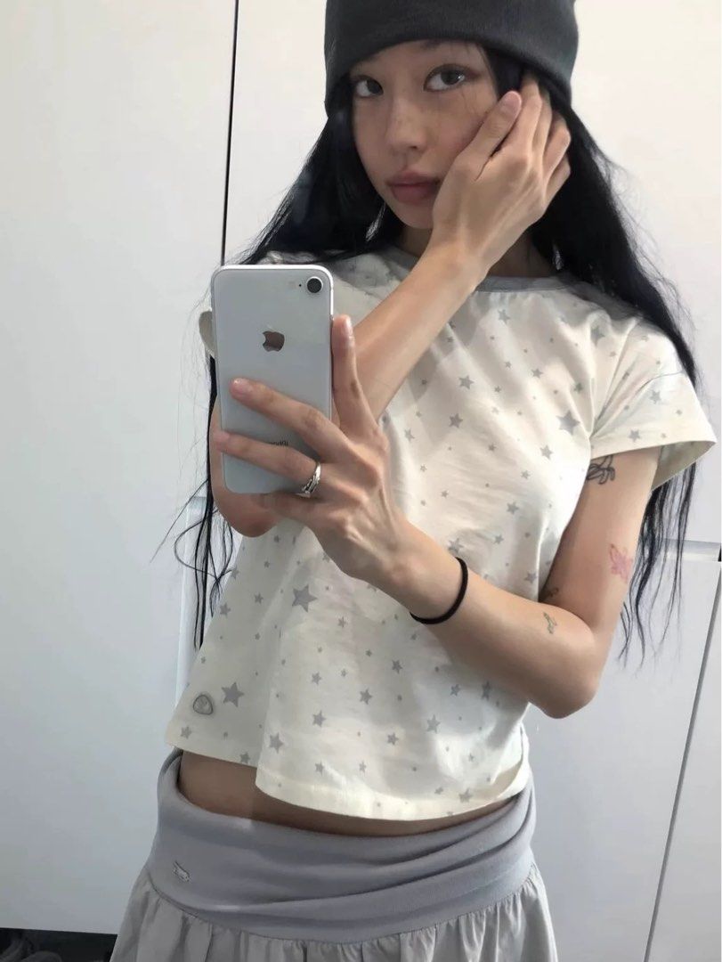 COYSEIO MILKY STAR T-SHIRT IVORY, 女裝, 上衣, T-shirt