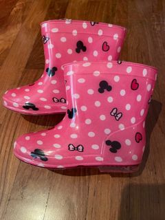 (Category: ) located in . Submitted by annakap (Listing ID 1378983741, Image 1). Description: .