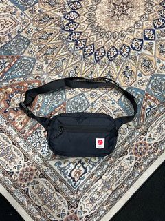 (Kategori: ) berada di . Dikirim oleh gudangtassecondbrand (ID iklan 1379121986, Gambar 1). Deskripsi: .