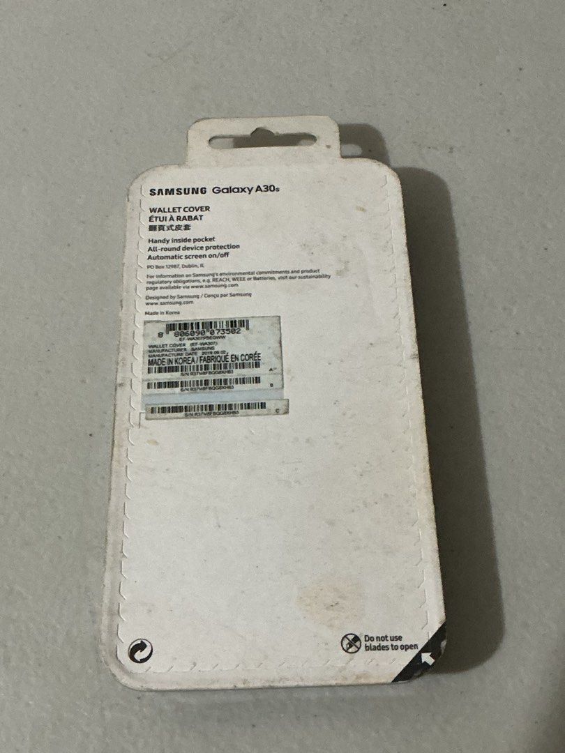 [GFS] Samsung Galaxy A30s Wallet Cover (Category: Cases & Sleeves) located in Quezon City. Submitted by greatfindstuff (Listing ID 1379046561, Image 2). Description: ₱ 500.00 Original and Sealed Samsung Galaxy A30s Wallet Cover from Samsung Store Pull out 📍Novaliches, Quezon City 🛵 Lalamove/Grab/Toktok 💰 GCash/BPI/Paymaya/ Cash on Pick up #SamsungA30sCase #SamsungCase #SamsungA30s #GFS #GreatFindStuff.