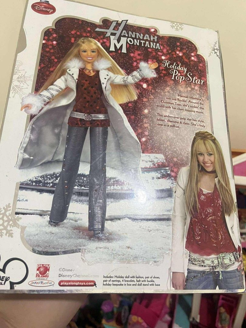 Hannah Montana 2008 Holiday Pop Star Doll (NIB) (Category: Kids Toys) located in Antipolo. Submitted by thaliastar09 (Listing ID 1379110799, Image 2). Description: Hannah Montana 2008 Holiday Pop Star Doll (NIB) Need to change batt. Payment: Online Transfer! GCASH, BPI, BDO and Metrobank MOD: Lalamove & LBC COP For rush shipping FLASH express - by schedule Also available for pickup if you're near my area. - Antipolo Near SM DOWNTOWN & SM MASINAG 