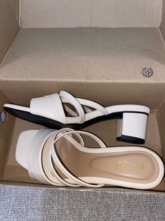 (Kategori: ) berada di . Dikirim oleh shipbyrgl (ID iklan 1378985799, Gambar 1). Deskripsi: .