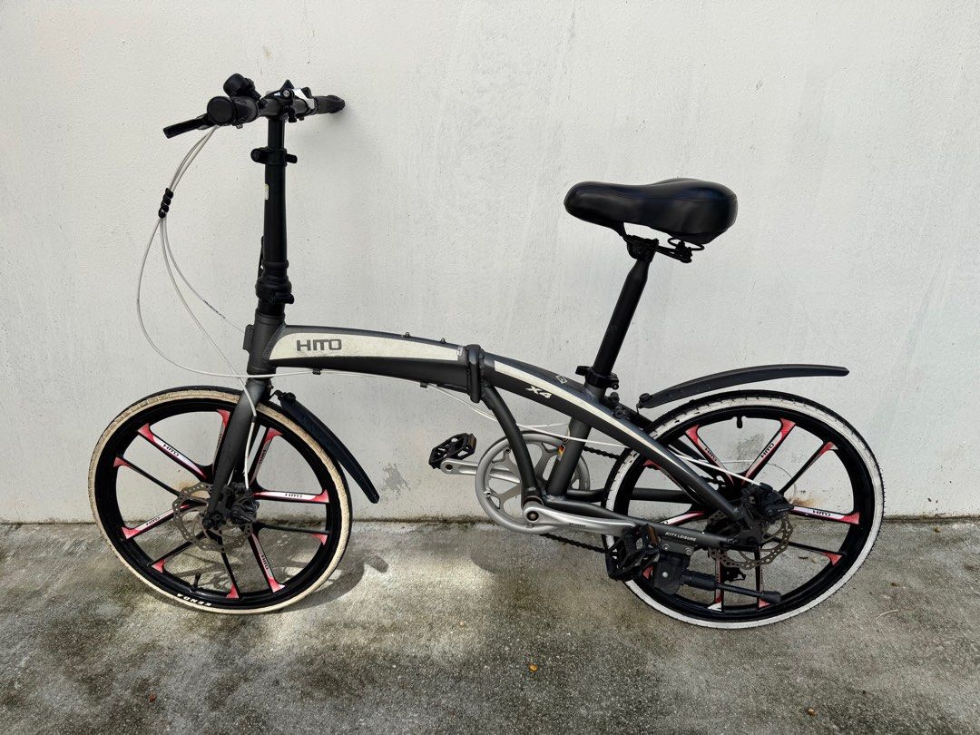 Hito X4 22" foldable bike (Category: Garage sale) located in Singapore. Submitted by kospace10 (Listing ID 1378983728, Image 2). Description: Good condition.