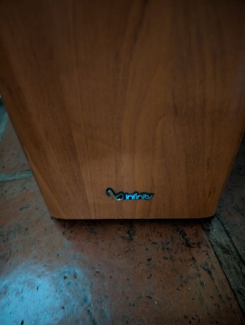 Infinity Speakers (Category: Soundbars, Speakers & Amplifiers) located in Muntinlupa City. Submitted by fierceearth.71ff5f (Listing ID 1378926518, Image 3). Description: Very condition.