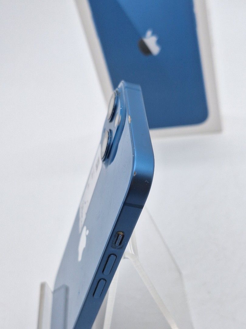 iPhone 13 Blue 128GB (Category: iPhone 13 Series ) located in Singapore. Submitted by gwmobile.sg (Listing ID 1378958404, Image 2). Description: .