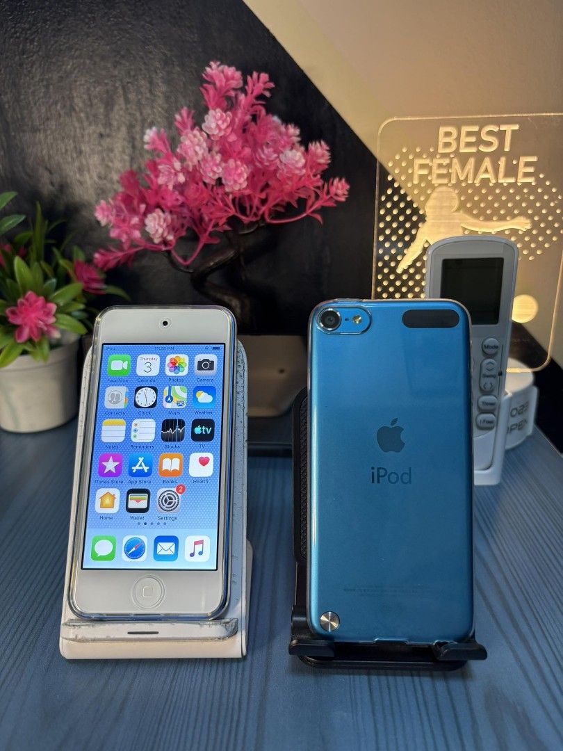 iPod Touch 6th generation 64gb Good As New (Category: Others) located in Quezon City. Submitted by jkionaire17 (Listing ID 1379119628, Image 3). Description: iPod touch 6th gen 64gb Good as new unit🥰🥰🥰 with 1000+ songs movies Classic Paid apps games worth 2k Package: Unit case charger tempered glass. Meet up: Anonas QC, Ayala Feliz, Sm Masinag.