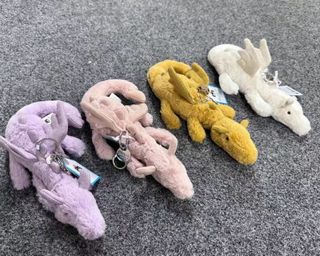 （分類：）位於 。 由 lovesports777 提交（商品編號 1379027969，圖片 1）。簡介： 。