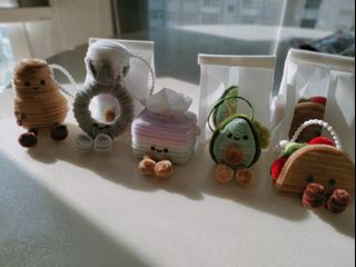 (Category: ) located in . Submitted by ima_gummybear (Listing ID 1379036167, Image 1). Description: .