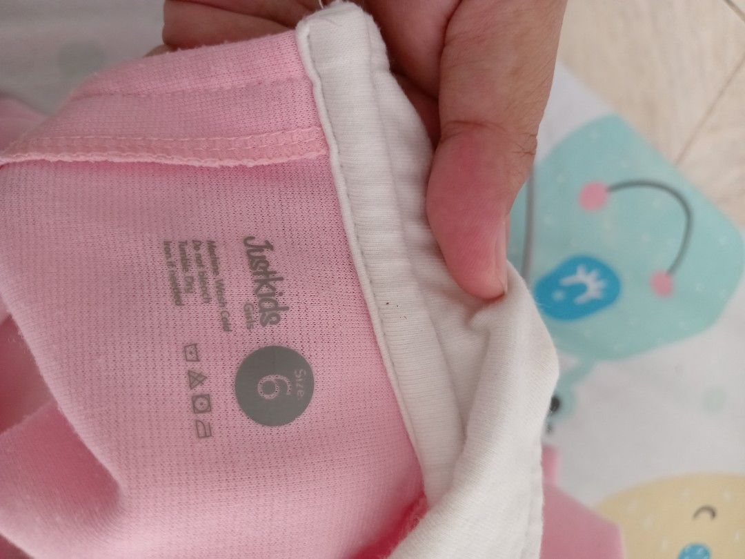 Just kids jacket <4 to 7 yrs old> (Category: Babies & Kids Fashion) located in Dasmarinas. Submitted by melaina (Listing ID 1378983844, Image 3). Description: Jacket for girls 4 to 7 yrs old depends on kids body Size 6 just kids brand Rfs: decluterring Manage your expectation Location: dasma cavite.