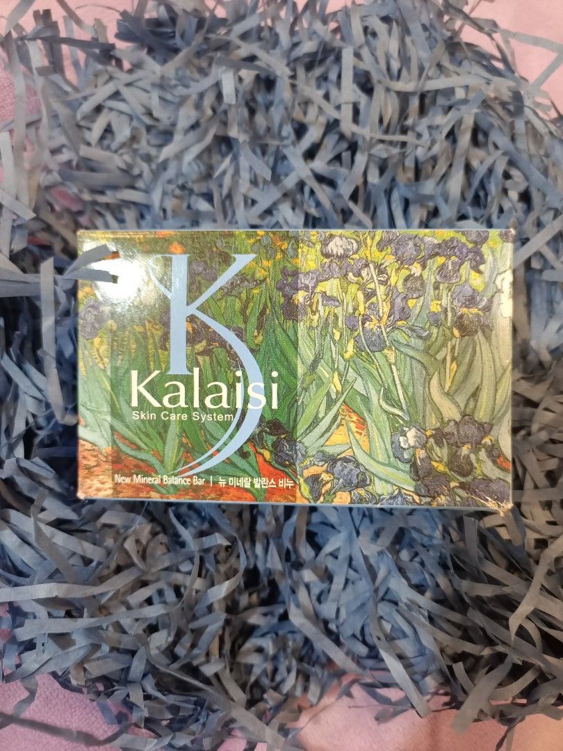 由 1301757292 (刊登 ID 1378947654，圖片 2) 提交，位於 台北市 (Taipei) 的 Kalaisi 卡萊絲香水名畫香皂藍色100g (類別：個人清潔保養)，說明：Kalaisi 卡萊絲香水名畫香皂藍色100g。