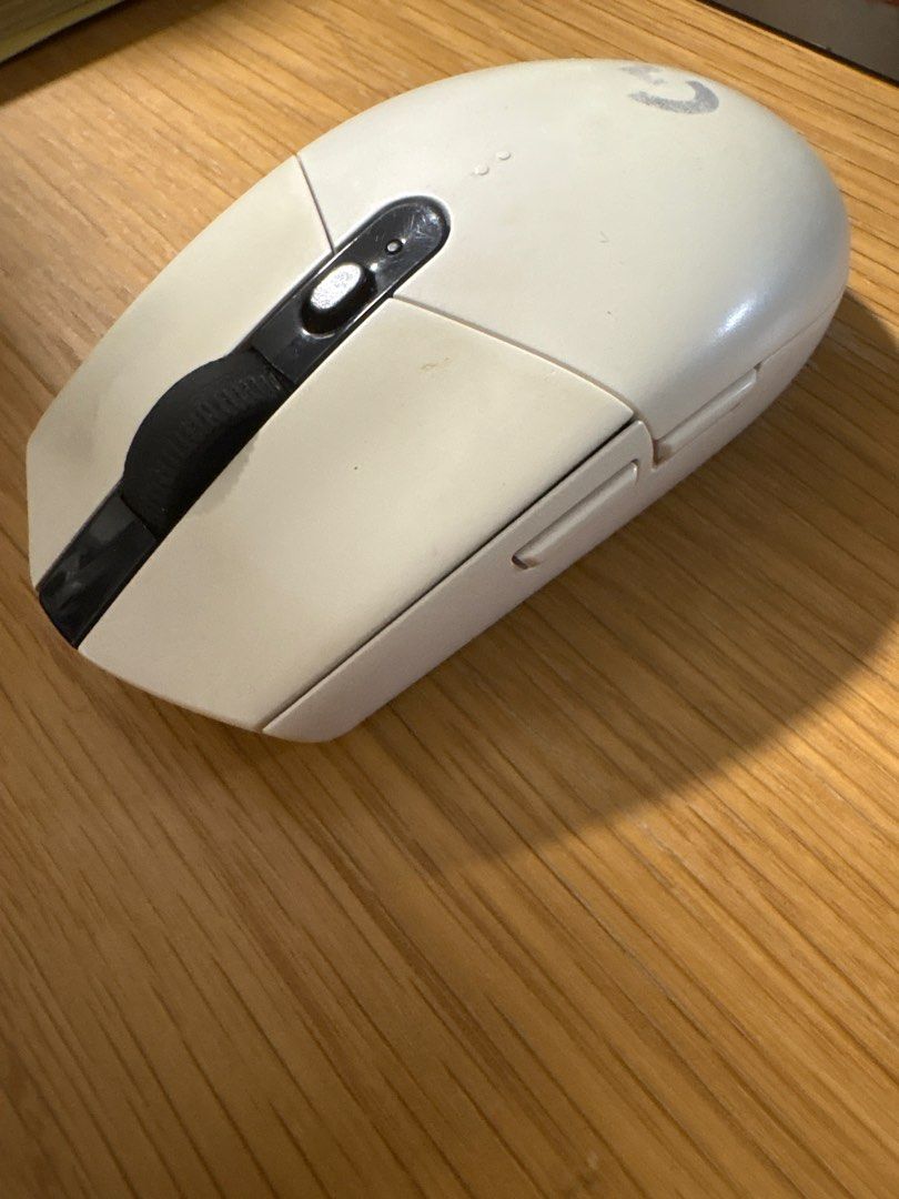 Logitech G304 Wireless Gaming Mouse - White63205302030466111