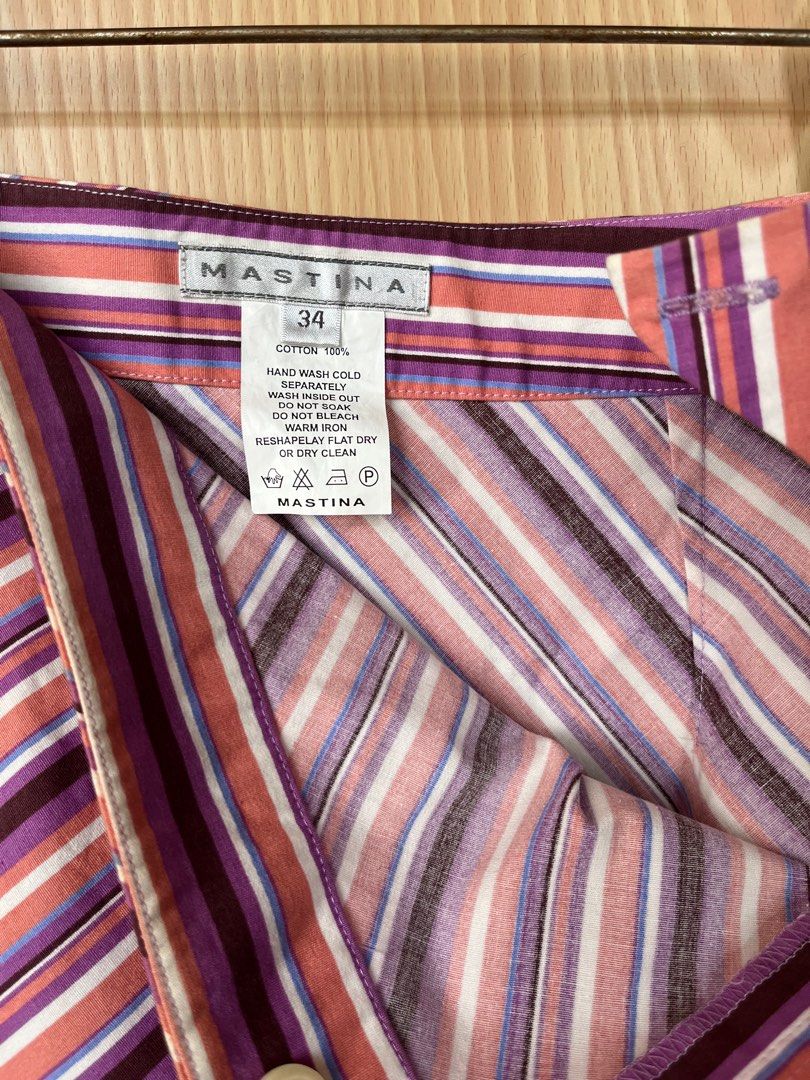 Long skirt with slit on the front side (Category: Skirts) located in Pasig City. Submitted by gjoconcepcion (Listing ID 1379000945, Image 2). Description: This is georgeous! Pair this with a sleeveless and your stilletto or mary janes and your good to go. The skirt is new bit i already removed the tag and never washed as you can see on the label..