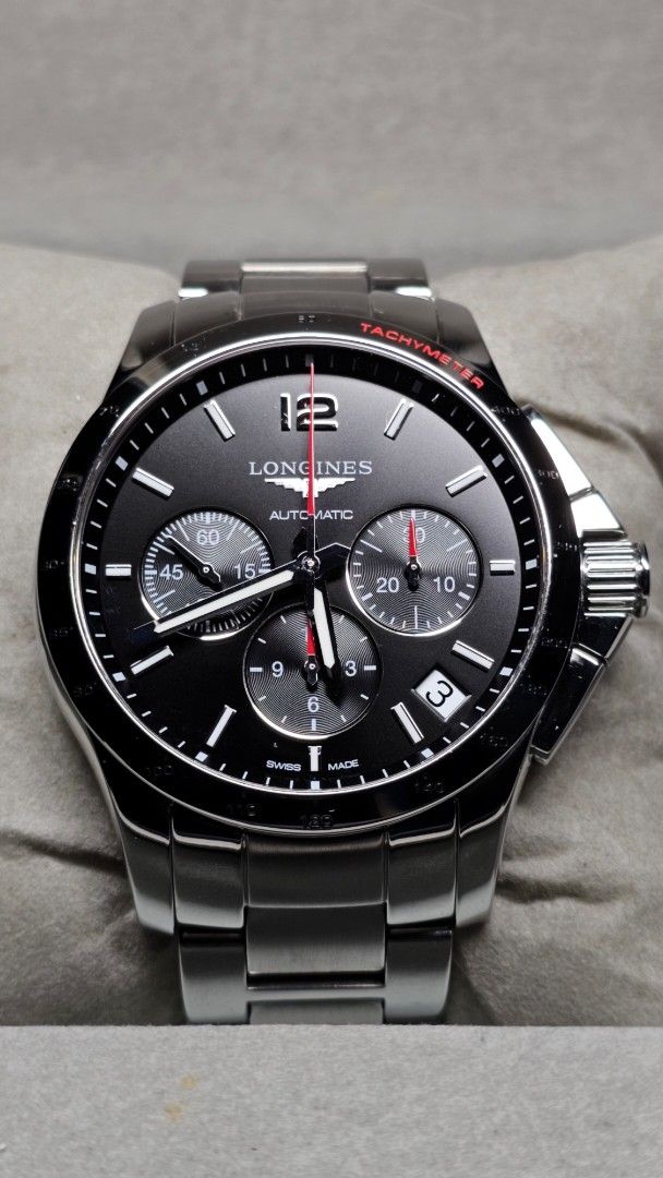 Longines Conquest Automatic Chronograph (Category: Men's Watches) located in Quezon City. Submitted by seanleoos (Listing ID 1379096089, Image 1). Description: Longines Conquest Automatic Chronograph Tachymeter 44.5mm Case Size Stainless steel case and bracelet 22mm Lug Width Glass made of Sapphire Crystal Water Resistance up to 300 meters Unidirectional Bezel Swiss-made Watch.