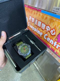 （分類：）位於 。 由 hollywood_timepiece 提交（商品編號 1378935265，圖片 1）。簡介： 。