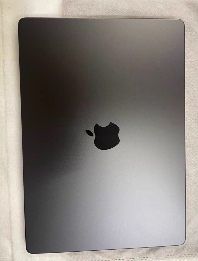 Macmini M4 16/256G brand new and sealed (Category: Garage sale) located in Singapore. Submitted by wsap96452408 (Listing ID 1379047131, Image 3). Description: 1. Used 648$ 2.brand new 698$ 3.MacBook Air M3.