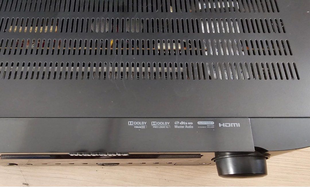 Marantz Amplifier faulty (Category: Soundbars, Speakers & Amplifiers) located in Singapore. Submitted by honesty_is_the_best_policy (Listing ID 1378973653, Image 3). Description: Unable to power up.