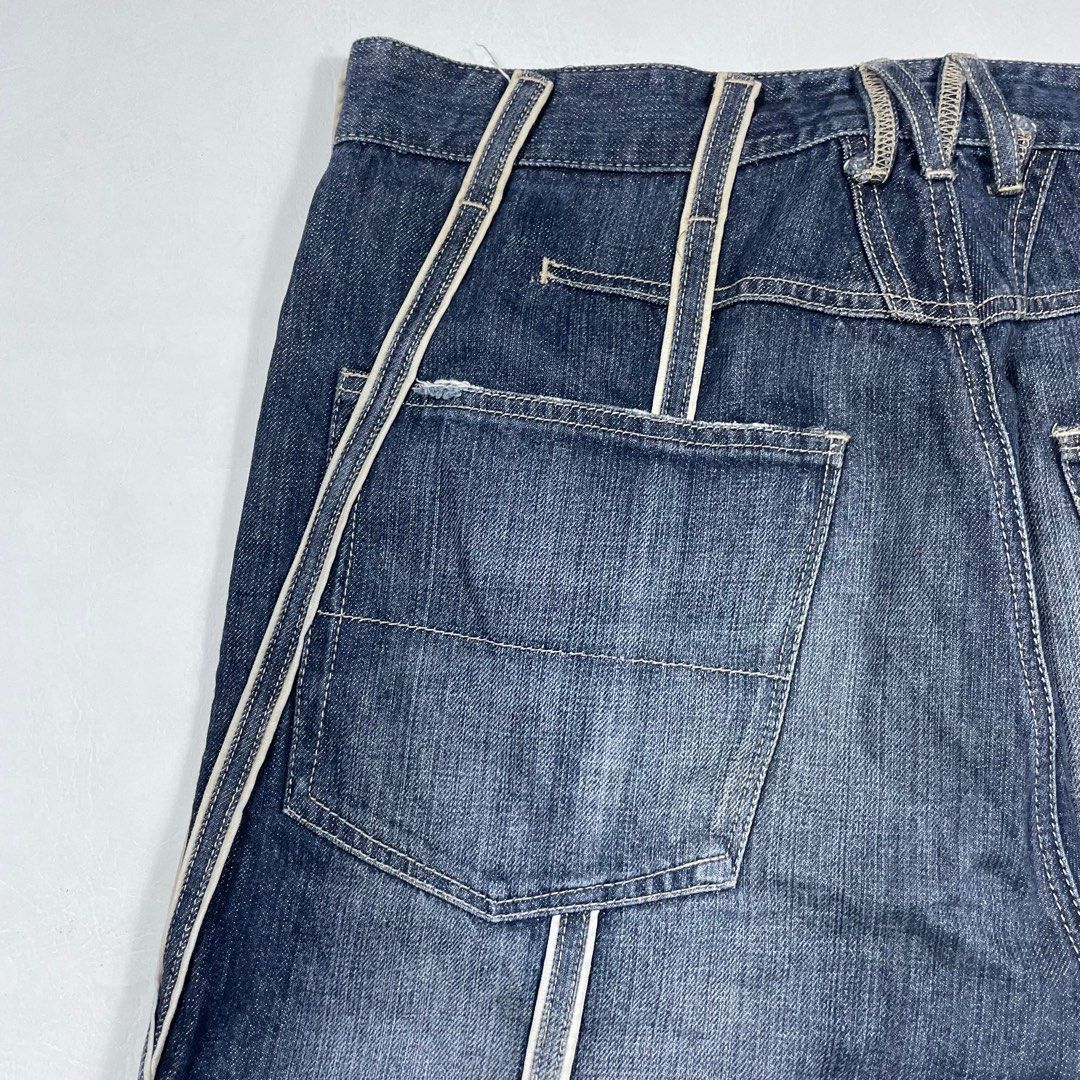 MARITHE FRANCOIS GIRBAUD 90’s BAGGY DENIM PANTS (Category: Jeans) located in Manila. Submitted by revise.ph_ (Listing ID 1379036349, Image 3). Description: MARITHE FRANCOIS GIRBAUD 90’s BAGGY DENIM PANTS Made in HONGKONG Tagged Size :36 Dimension Waist:37 Length:39.5 Inseam:28.5 Rise:13.8 Leg opening:11 No issue Price:5,000 Free shipping via JNT.