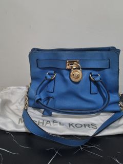 (Kategori: ) berada di . Dikirim oleh jenjeanshop (ID iklan 1379037790, Gambar 1). Deskripsi: .