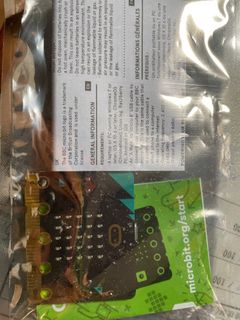 Microbit64093528857475110