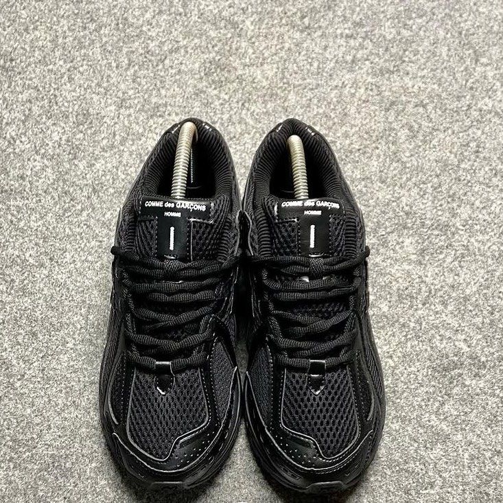 NEW BALANCE 1906R BLACK x CDG SIZE 40, Fesyen Pria, Sepatu - Main Image