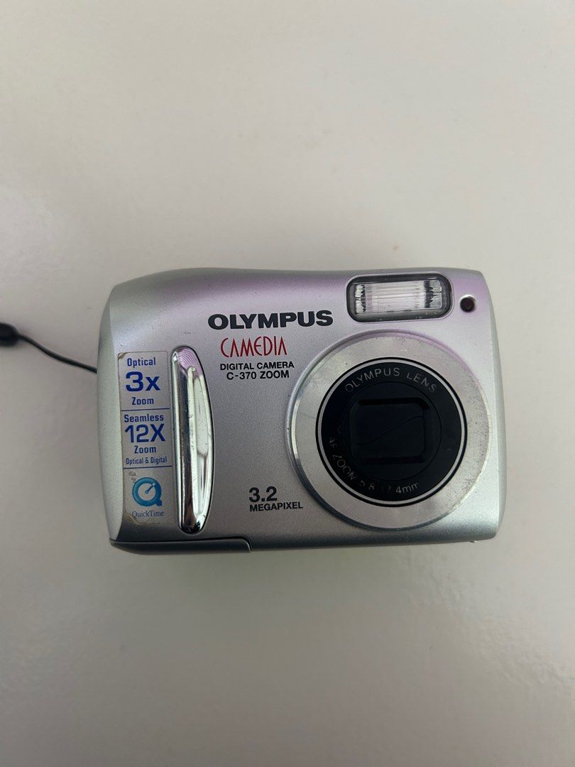 Olympus Camedia C-370 Digital Camera (NEEDS REPAIR) (Category: Cameras) located in Bulacan. Submitted by from.venice (Listing ID 1379111193, Image 1). Description: Issue: Camera screen not working. Needs repair Condition: 5/10.