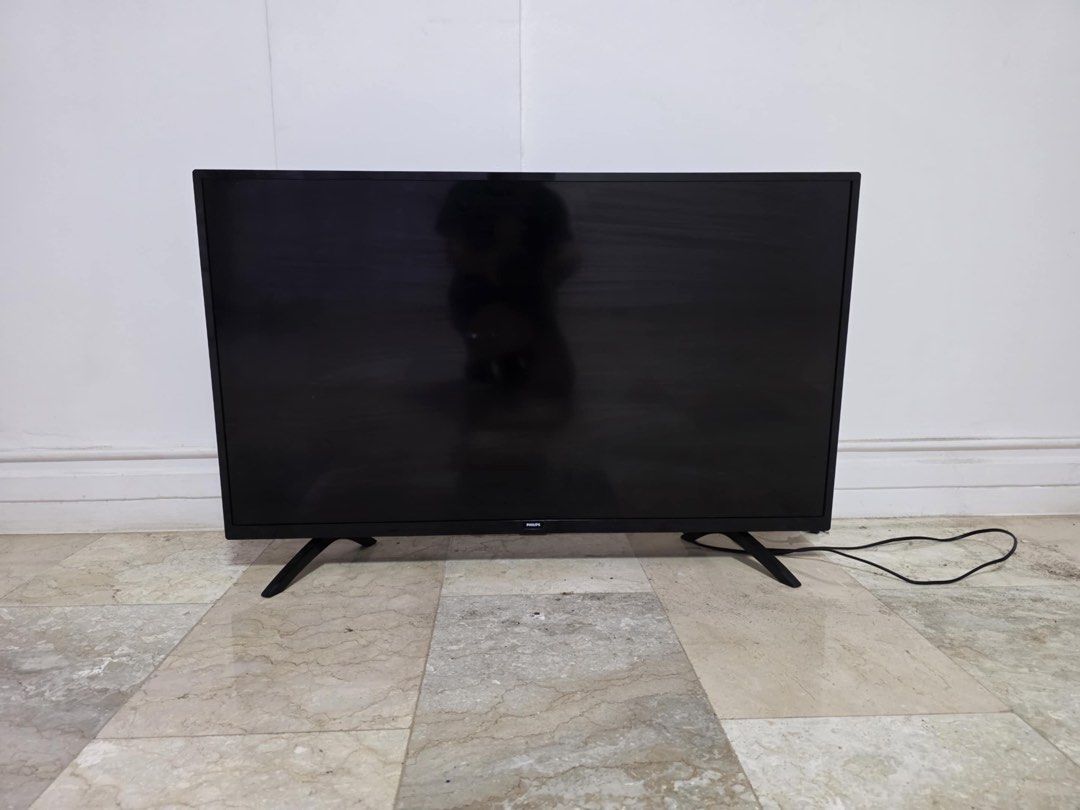 Philips TV 40FPA5063/71 (Category: TV) located in Paranaque City. Submitted by saystokki (Listing ID 1379039244, Image 1). Description: .