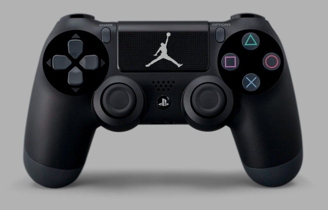 PS4 Console631095521062411123