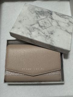（分類：）位於 。 由 szeeeeee. 提交（商品編號 1379085521，圖片 1）。簡介： 。