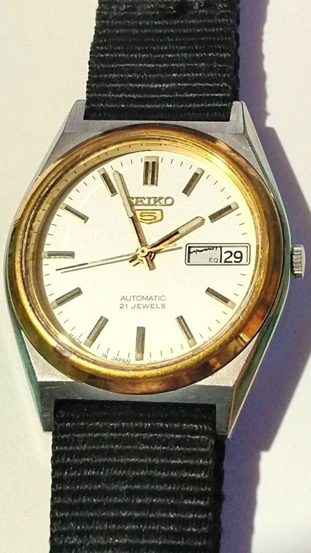 SEIKO 5, Fesyen Pria, Jam Tangan di Carousell