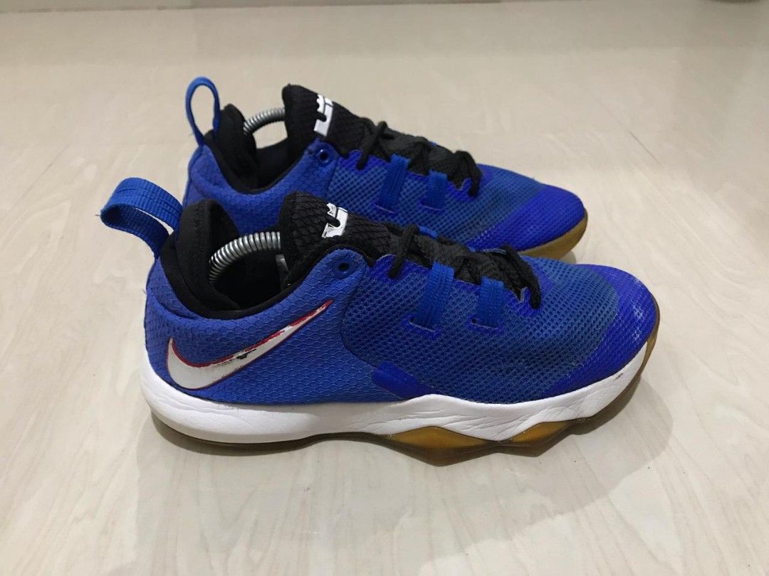 Sepatu Nike Lebron Shoes Ambassador SEPATU BASKET NIKE LEBRON