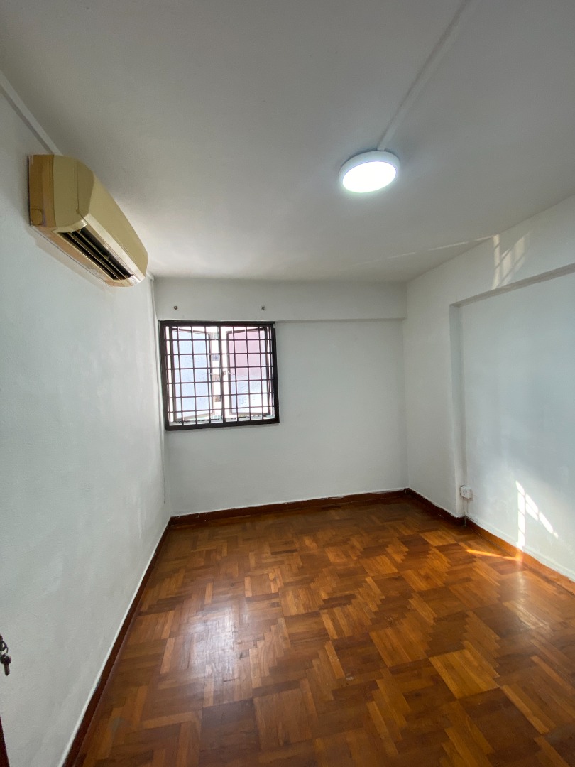 (Category: ) located in . Submitted by mohansmak (Listing ID 1379101667, Image 1). Description: .