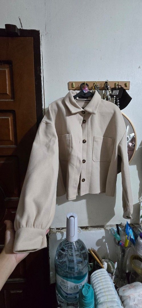 Shein Oversize Jacket (Category: Others Tops) located in Calamba. Submitted by twixieeee17 (Listing ID 1379055879, Image 1). Description: .